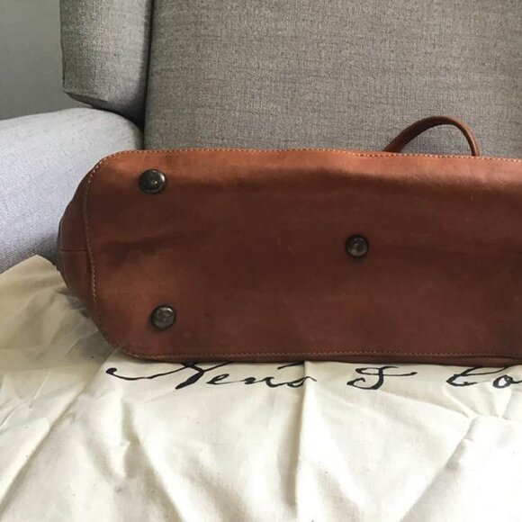 Nena & Co Full Size TPB Freedom - Picture 4 of 6